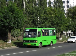 Харьковчане жалуются на отмену маршруток
