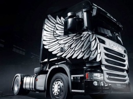В Россию привезли особую серию тягачей Scania