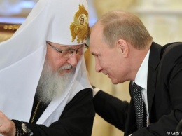 Комментарий: РПЦ и Путин теперь скованы украинской цепью