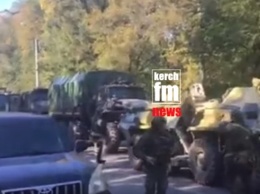 Теракт в Керчи: к коледжу прибыла военная техника и автоматчики. Видео