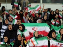 В Иране женщины посетили футбольный матч впервые с 1979 года