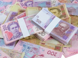 Власти решили порадовать украинцев повышением пенсии и пересчетом зарплат