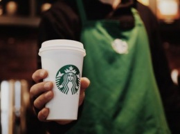 Starbucks продает магазины и закрывает отделения в Европе