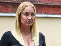 Плеть и наручники: Анастасия Волочкова продемонстрировала свои сексуальные предпочтения