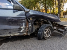 ДТП в Днепре: из-за столкновения Lada и Ford пострадал подросток