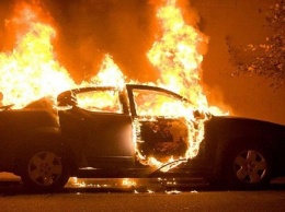В Киеве горят машины