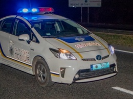 На выезде из Днепра Porsche Cayenne насмерть сбил мужчину