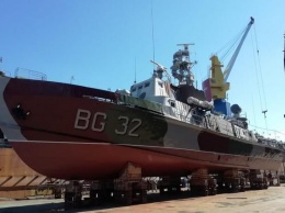 "Донбасс" в строю: Украина усилила охрану в Азовском море