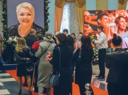 Смерть Марины Поплавской: в Киеве попрощались с талантливой актрисой