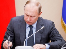 Путин распорядился о контрсанкциях против Украины