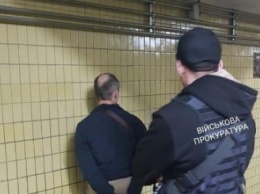 Киевских полицейских задержали на взятке в 50 тысяч долларов