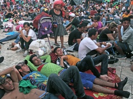 ООН насчитала 7,2 тыс. человек в "караване мигрантов", идущем в США