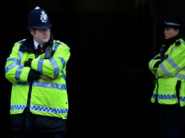«Полиция готовилась к штурму»: В Британии работница ресторана ради забавы 348 раз нажала тревожную кнопку
