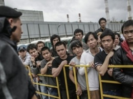 Ходили и просили еду: в Глевахе мужчина незаконно удерживал и морил голодом 28 вьетнамцев