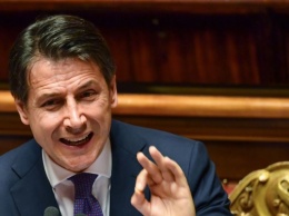 Премьер Италии призывает отменить санкции ЕС против РФ