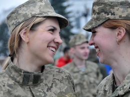 Украина способна перейти к созданию армии нового типа - Бадрак
