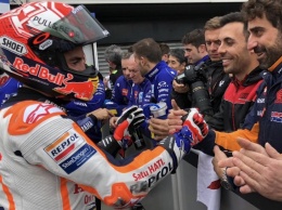 MotoGP: Маркес на поул-позиции в Австралии, но Янноне - явный фаворит на гонку