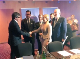 Тимошенко встретилась в Женеве с лидером каталонских сепаратистов Пучдемоном
