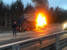 В России в ДТП заживо сгорели пассажиры маршрутки