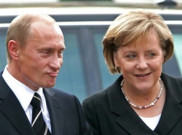 Меркель удивила Путина своими знаниями русского языка: в сети опубликовано курьезное видео