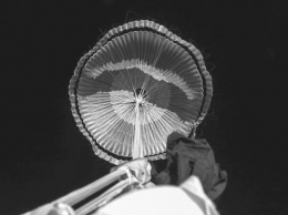 NASA успешно протестировало парашют для Марса