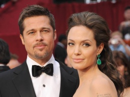 Дети Анджелины Джоли и Брэда Питта будут жить с разными родителями