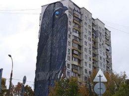 Мурал в Святошинском районе столицы восстановили после повреждения утеплителем