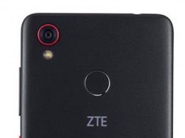 ZTE представила смартфон Blade A7 Vita