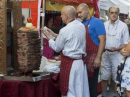 В Челябинске при покупке шаурмы кишечная палочка шла в подарок - Роспотребнадзор