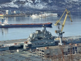 В ОСК рассказали о размере дыры в борту "Адмирала Кузнецова"