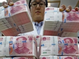 Китайский юань обвалился до десятилетнего минимума