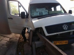 В Запорожье судили водителя маршрутки, сквозь которую прошел отбойник и ранил несколько человек