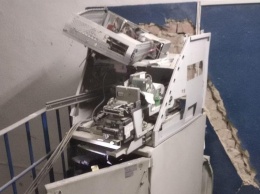 В Харькове взорвали и обчистили очередной банкомат