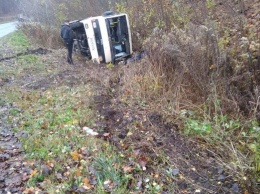 В Тернопольской области переврнулся рейсовый автобус, водитель погиб