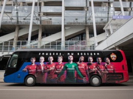 Футболисты ЦСКА получили новый автобус