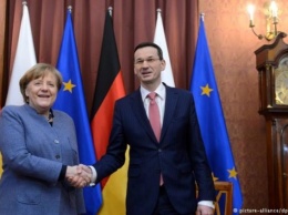 Меркель и Моравецкий выступили с совместным заявлением про агрессию РФ в Украине