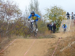 В Одессе прошел молодежный чемпионат по велоспорту (фоторепортаж)