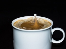 Ученые объяснили, почему горячий кофе полезнее холодного