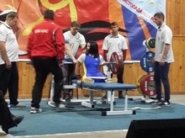 Спортсмены Днепропетровщины завоевали четыре «золота» на всеукраинских соревнованиях по пауэрлифтингу