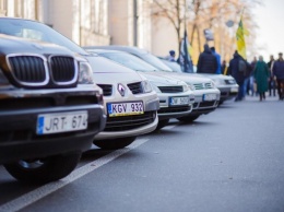 Нардепы усилили наказание за автомобили на еврономерах