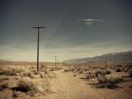 Перелет флота НЛО сняли на камеру в пустыне США