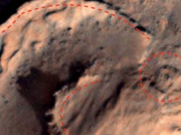 Уфологи обнаружили на Марсе останки разрушенной крепости