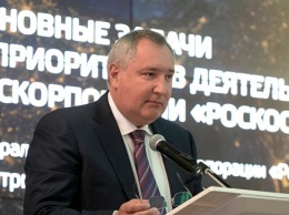 Рогозин предложил испытать систему спасения космонавтов на разработчиках, сообщил источник