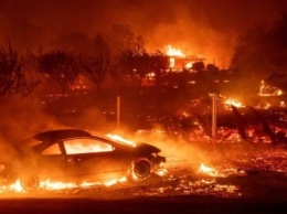 Огонь уничтожает Калифорнию, число жертв выросло вдвое: фото сокрушительного пожара