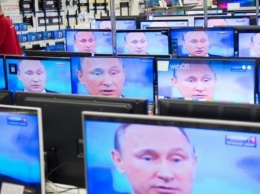 Пропагандист Путина доигрался, не выпустили из страны: Допрашивали несколько часов