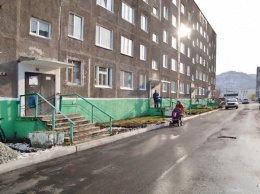 "Бежавшим" из-за невыплат строителям военного объекта звонят из ФСБ