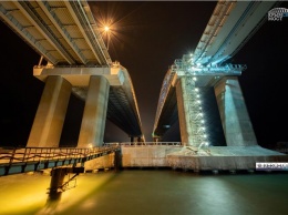 Все железнодорожные опоры Крымского моста построены