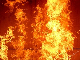 Утренний пожар в Черноморске: горели два автомобиля