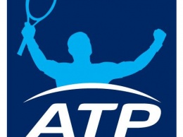 Зверев одолел Чилича в матче Итогового турнира ATP