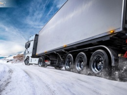 В ЕАЭС отменили требование по оснащению зимними шинами грузовиков и автобусов